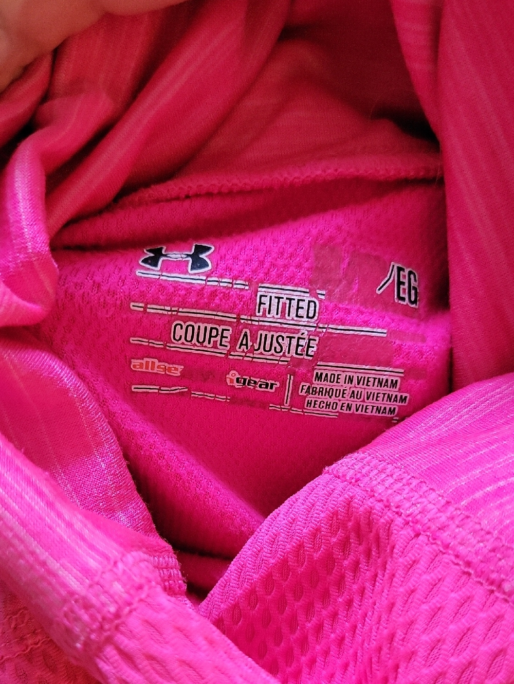UNDER ARMOUR Bright Pink Turtleneck Pullover - Picture 10 of 12